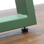 petit pied réglable en vert