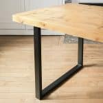 pied de table en métal rectangle noir new york detail table salon