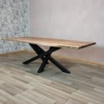 pied de table en metal central rio avec son plateaux en teck