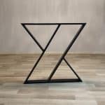 pied de table louxor de couleur noir